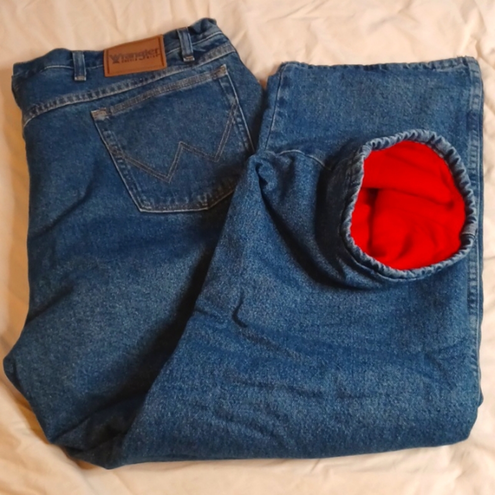 NWOT 44x30 Fleece Lined Wrangler Jeans